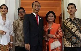 Anak Kedua Pak Jokowi Siapa